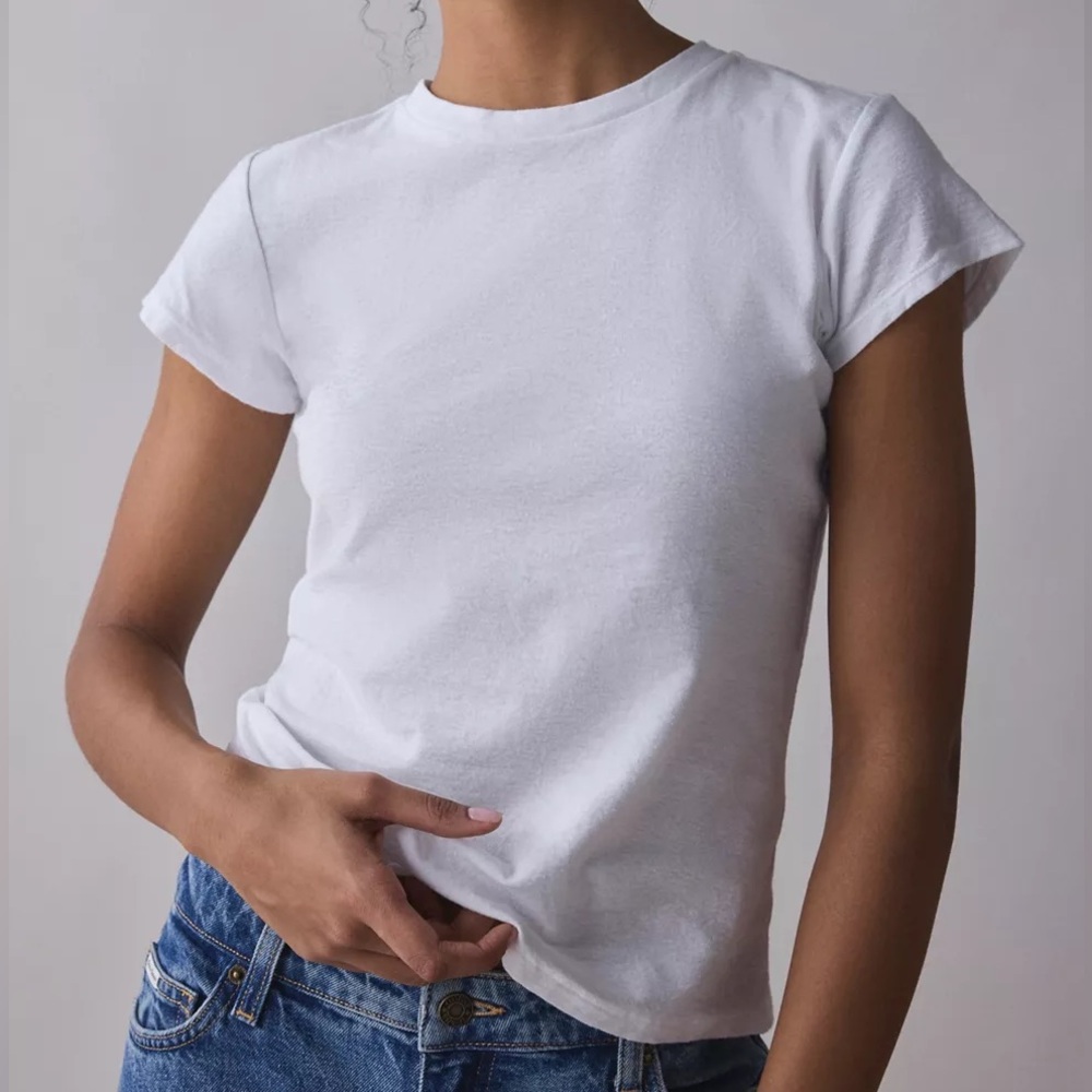 Urban Outfitters BDG Short Sleeve Spill The Tee Small
